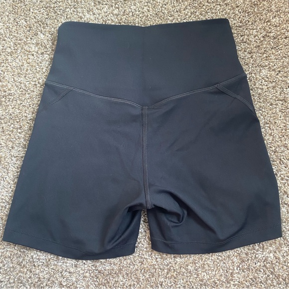 Girlfriend Collective High Rise Run Short EUC - Picture 3 of 5